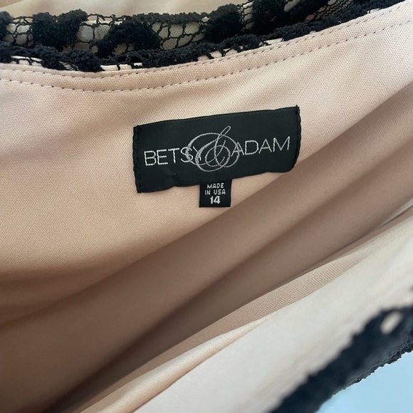 Off the Shoulder Gown - Picture 4 of 7